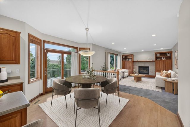 2043 Hightop Place NE, Rochester, MN 55906