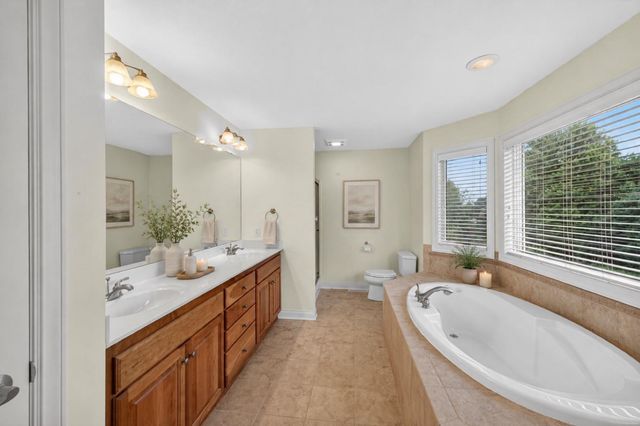 2043 Hightop Place NE, Rochester, MN 55906