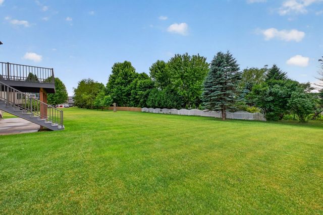2043 Hightop Place NE, Rochester, MN 55906