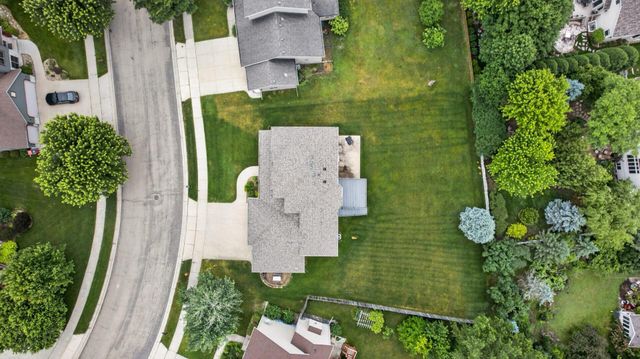 2043 Hightop Place NE, Rochester, MN 55906