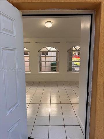 4472 SW 9th Ln 1, Miami, FL 33134