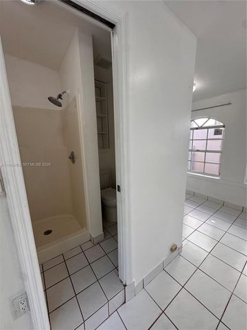 4472 SW 9th Ln 1, Miami, FL 33134