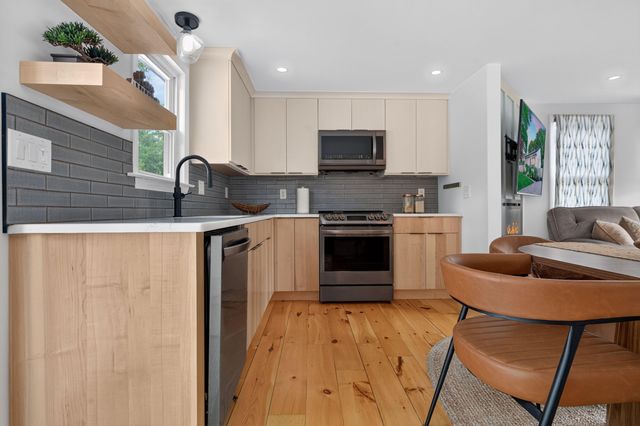 116 Windshore Drive, Hyannis, MA 02601