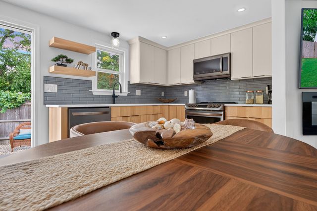 116 Windshore Drive, Hyannis, MA 02601