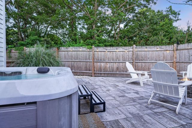116 Windshore Drive, Hyannis, MA 02601