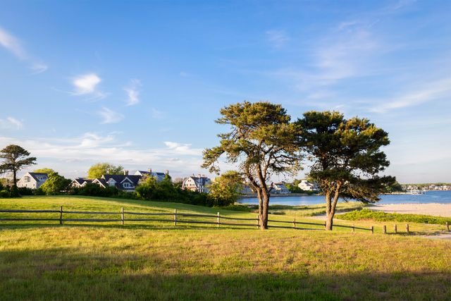 116 Windshore Drive, Hyannis, MA 02601