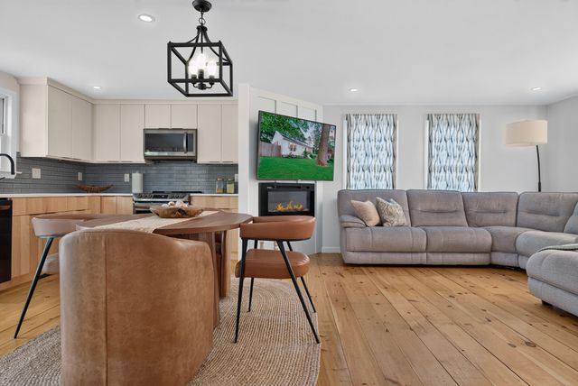 116 Windshore Drive, Hyannis, MA 02601