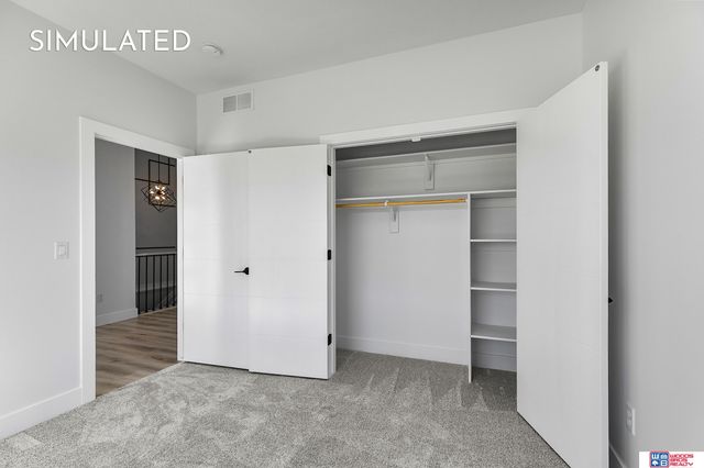 615 N 106th Street, Lincoln, NE 68527