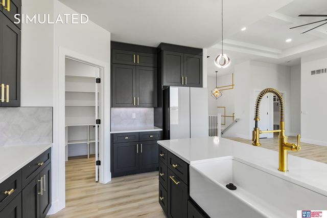 615 N 106th Street, Lincoln, NE 68527