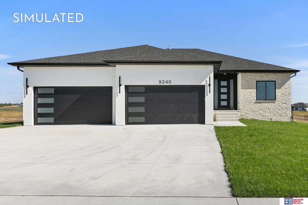 615 N 106th Street, Lincoln, NE 68527