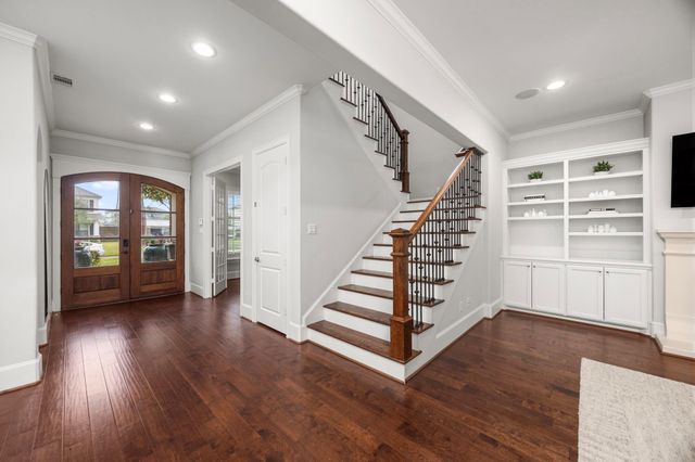 1355 Chippendale Road, Houston, TX 77018