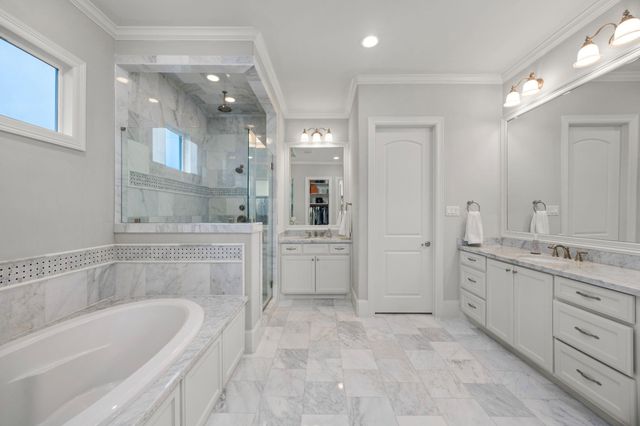 1355 Chippendale Road, Houston, TX 77018