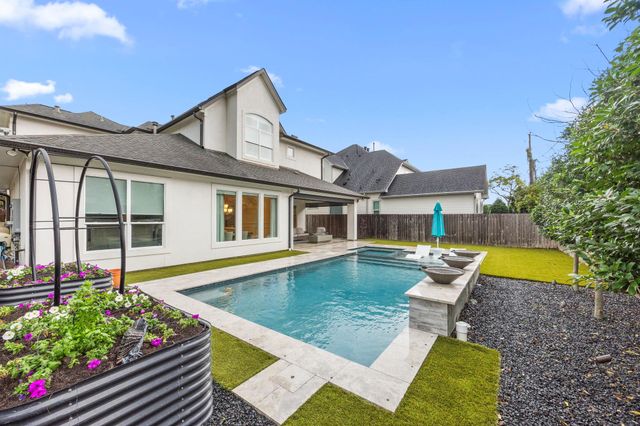 1355 Chippendale Road, Houston, TX 77018