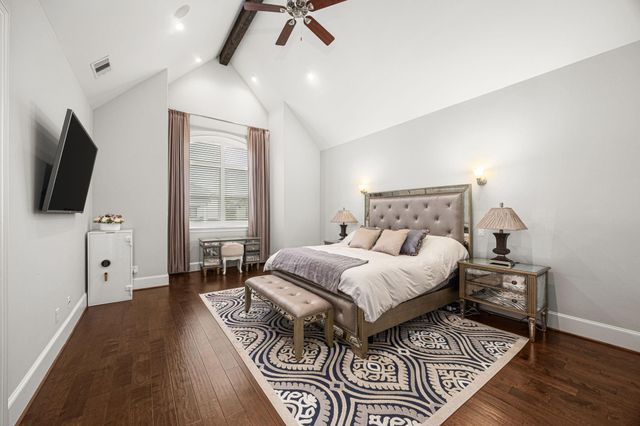 1355 Chippendale Road, Houston, TX 77018