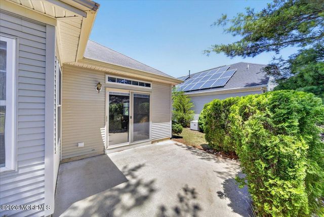 26 Florence Drive, Manchester, NJ 08759