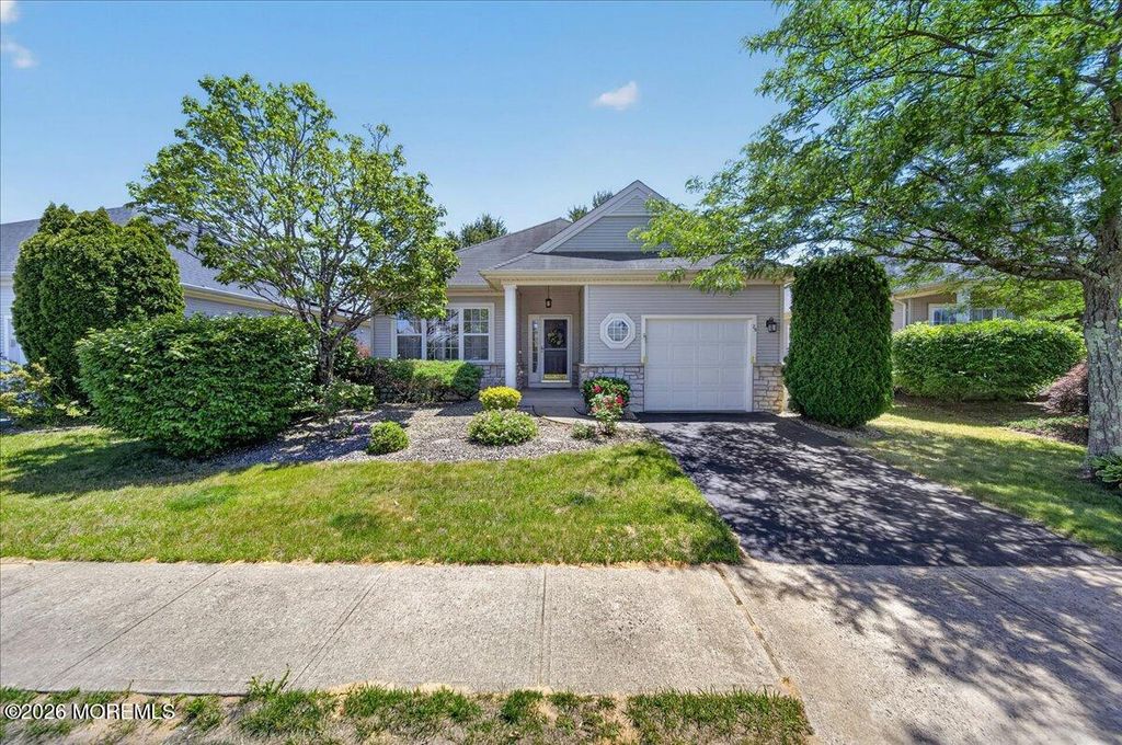 26 Florence Drive, Manchester, NJ 08759
