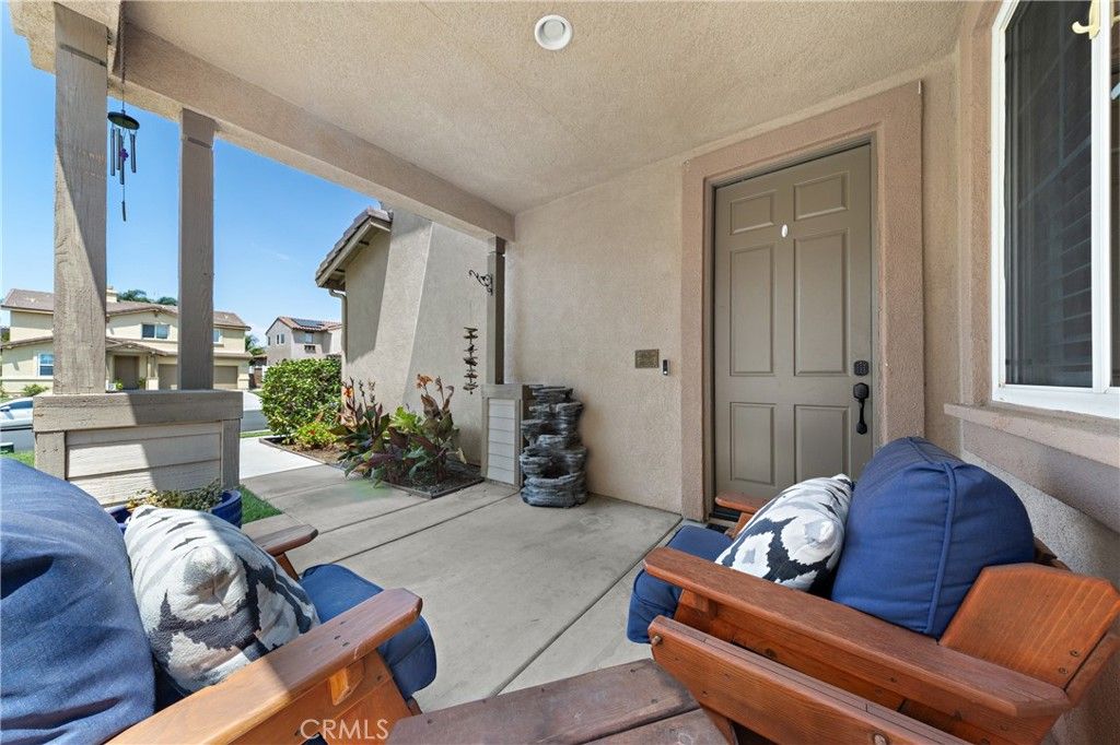 Image 2 of property listing at 30541 Muir Court, Murrieta, CA 92563