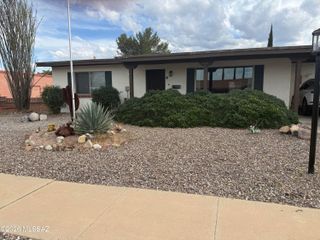 132 E El Membrillo, Green Valley, AZ 85614