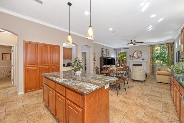 432 Mira Monte Ct, Roseville, CA 95747