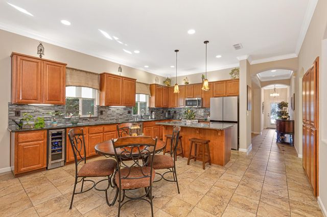 432 Mira Monte Ct, Roseville, CA 95747