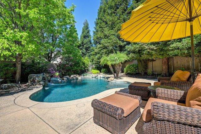 432 Mira Monte Ct, Roseville, CA 95747