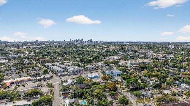 2608 NE 10th Avenue, Wilton Manors, FL 33334