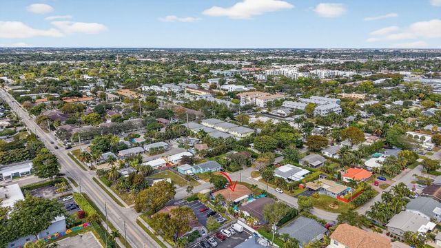 2608 NE 10th Avenue, Wilton Manors, FL 33334