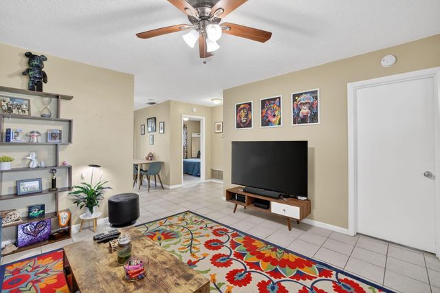 2608 NE 10th Avenue, Wilton Manors, FL 33334