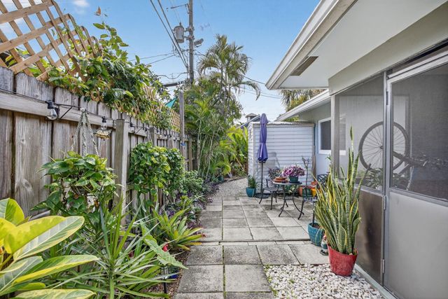 2608 NE 10th Avenue, Wilton Manors, FL 33334