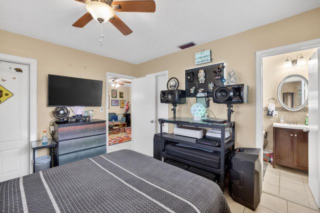 2608 NE 10th Avenue, Wilton Manors, FL 33334