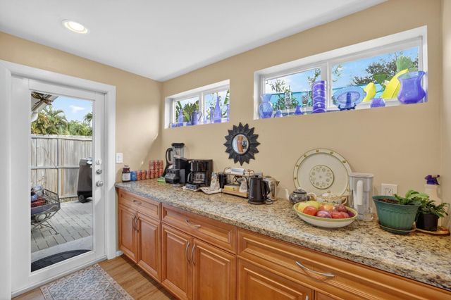 2608 NE 10th Avenue, Wilton Manors, FL 33334