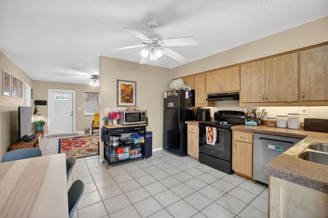 2608 NE 10th Avenue, Wilton Manors, FL 33334