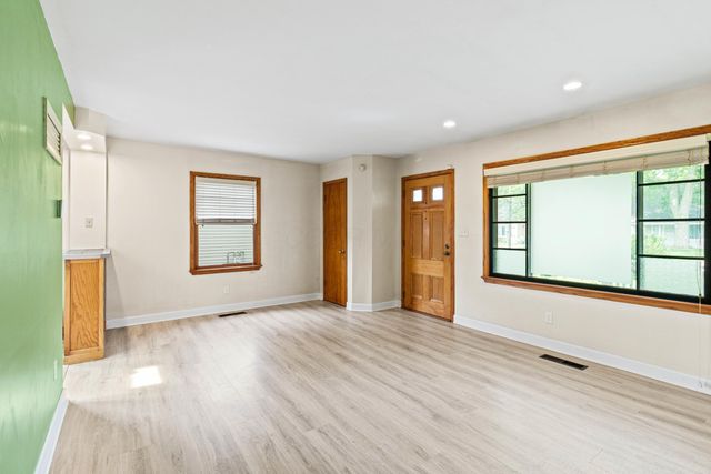 3680 Eisenhower Road, Columbus, OH 43224