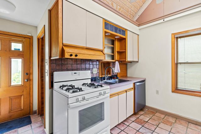 3680 Eisenhower Road, Columbus, OH 43224