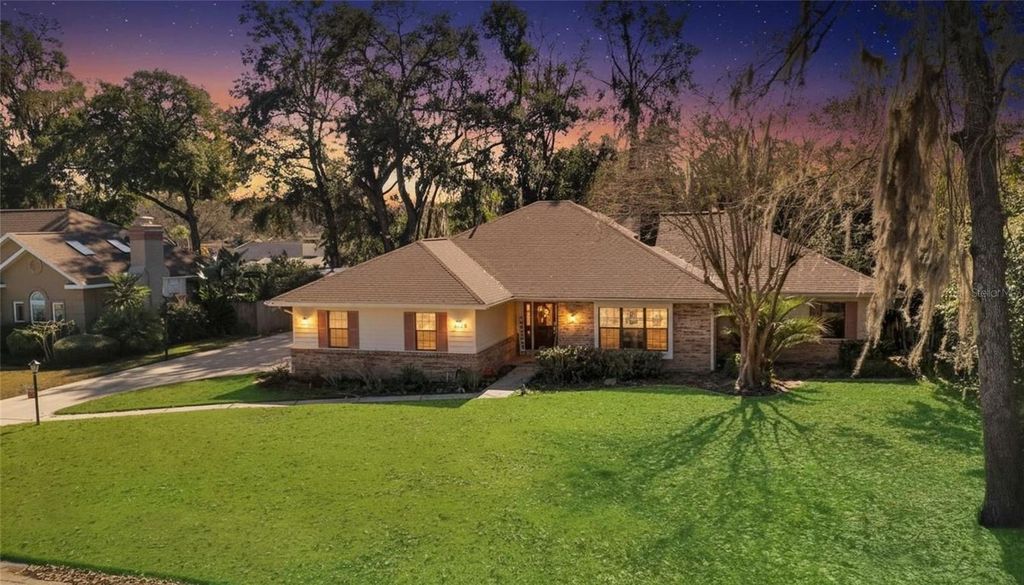 Image 1 of property listing at 3928 SE 14TH PLACE, Ocala, FL 34471