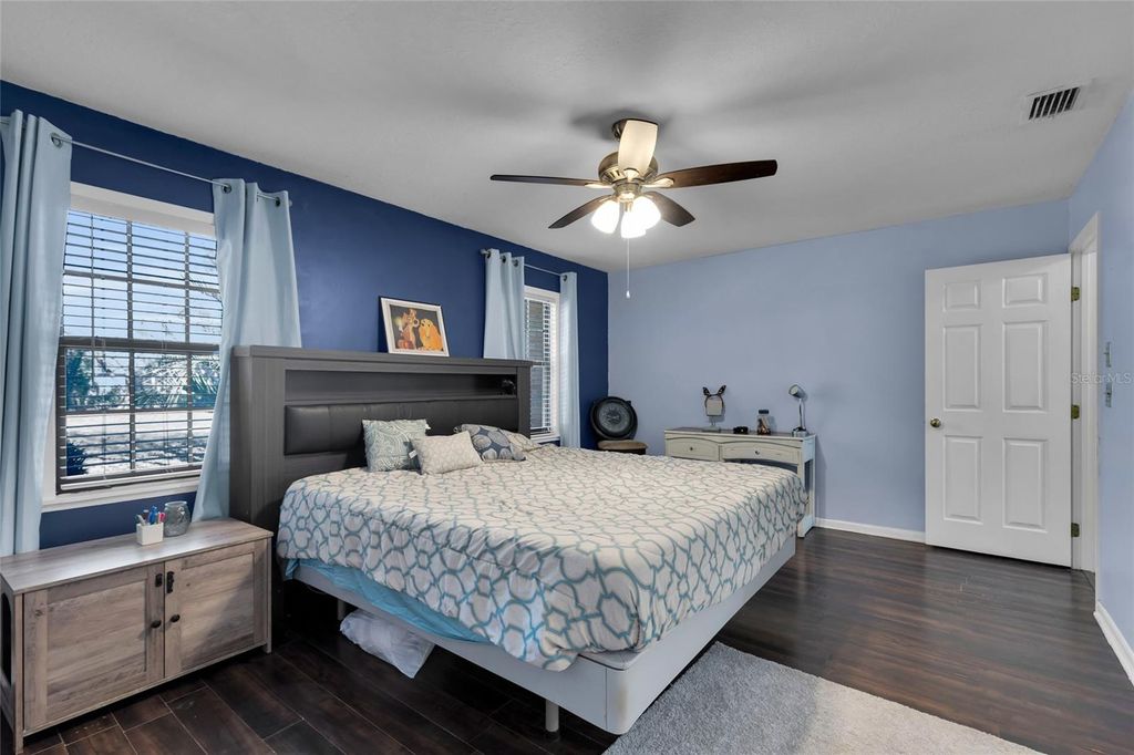 Image 26 of property listing at 3928 SE 14TH PLACE, Ocala, FL 34471