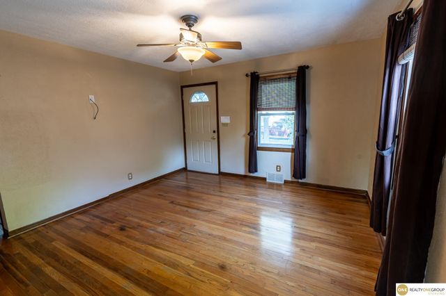2918 N 65Th Street, Lincoln, NE 68507