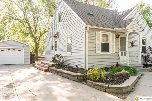 2918 N 65Th Street, Lincoln, NE 68507