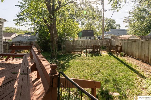 2918 N 65Th Street, Lincoln, NE 68507