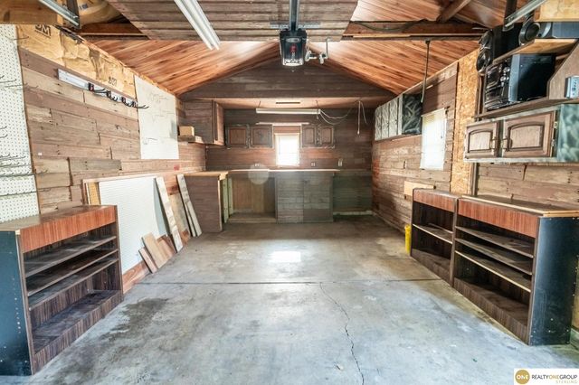 2918 N 65Th Street, Lincoln, NE 68507