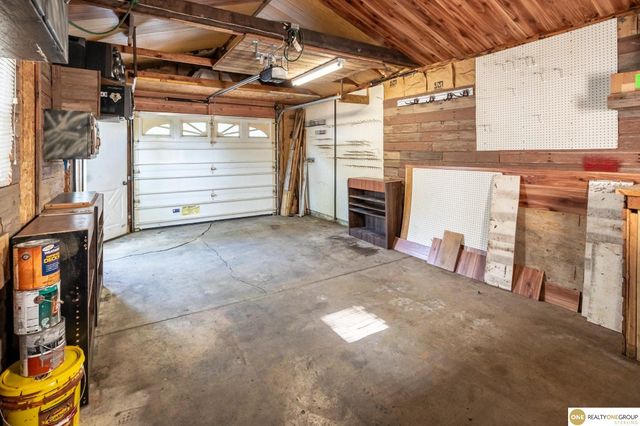 2918 N 65Th Street, Lincoln, NE 68507
