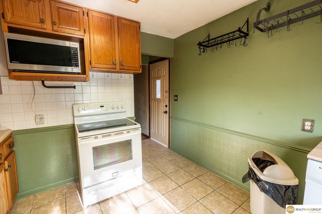 2918 N 65Th Street, Lincoln, NE 68507
