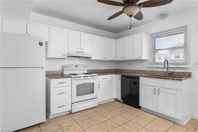 5645 Dodington CT, Virginia Beach, VA 23462