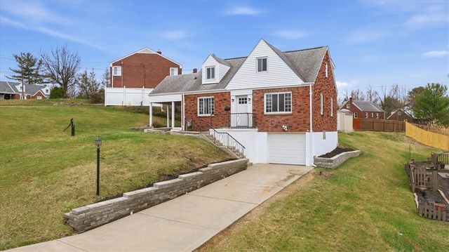 44 Ruthfred Drive, Upper St Clair, PA 15241