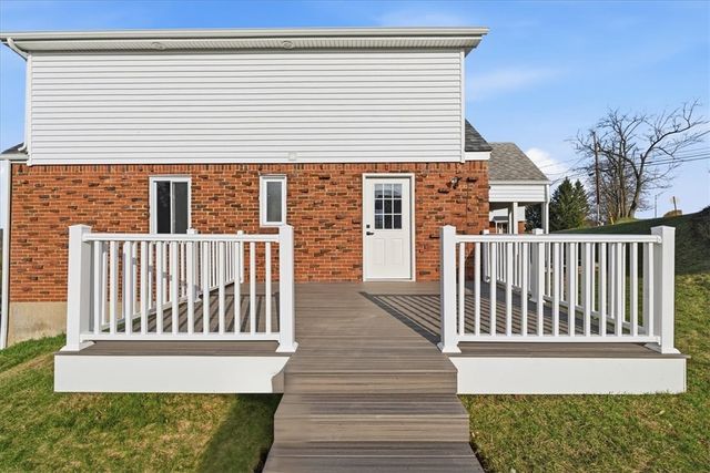 44 Ruthfred Drive, Upper St Clair, PA 15241