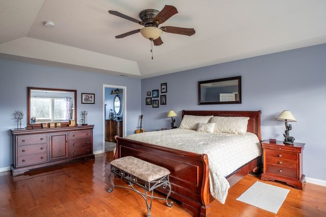 83 Bay Road, Hadley, MA 01035