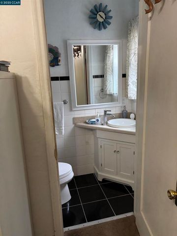 500 Pershing Drive, San Leandro, CA 94577