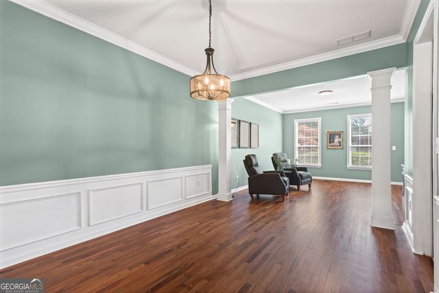 1335 Lyndhurst Way, Roswell, GA 30075