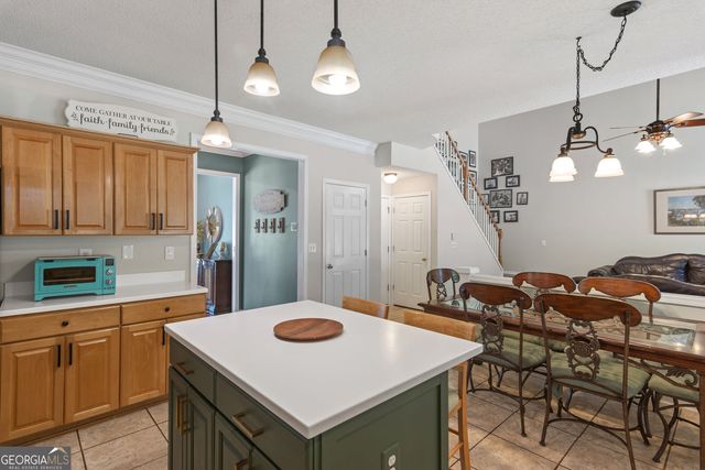 1335 Lyndhurst Way, Roswell, GA 30075