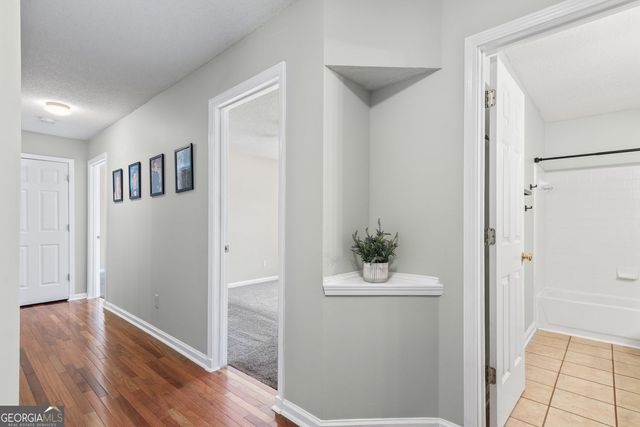 1335 Lyndhurst Way, Roswell, GA 30075